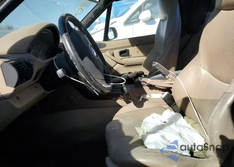 1998 BMW Z3 1.9 z USA, uszkodzony, nr VIN 4USCH7330WLE10032